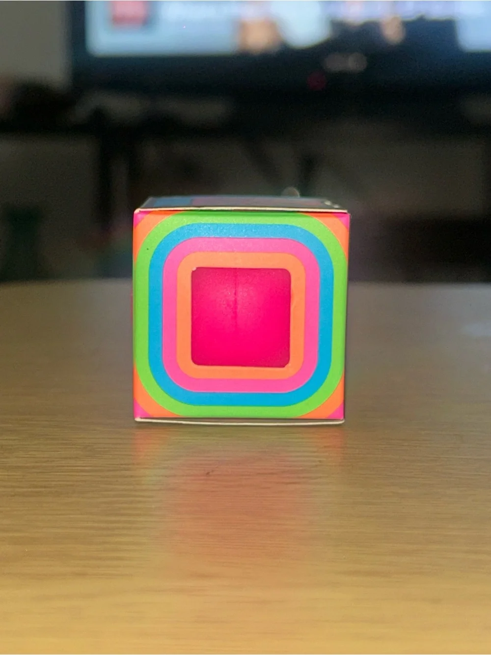 Needoh Cool Cube Squishy - Bright Pink